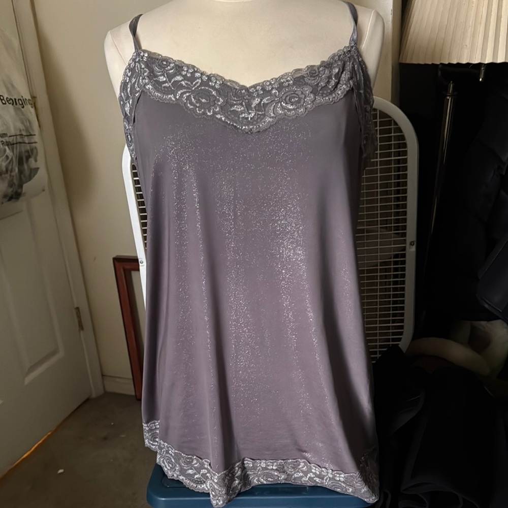LANE BRYANT SILVER TANK TOP Elegant Gray Lace Trim Chemise